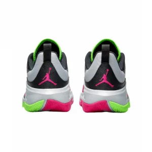 Баскетбольные кроссовки Jordan One Take 3