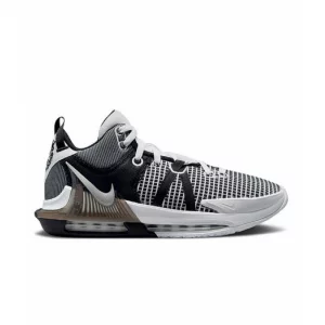 Nike LeBron Witness 7
