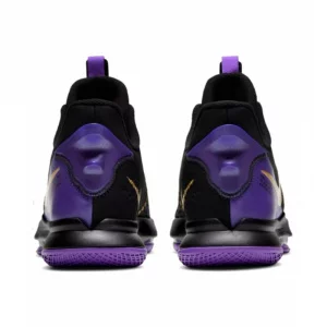 Баскетбольные кроссовки Nike LeBron Witness V