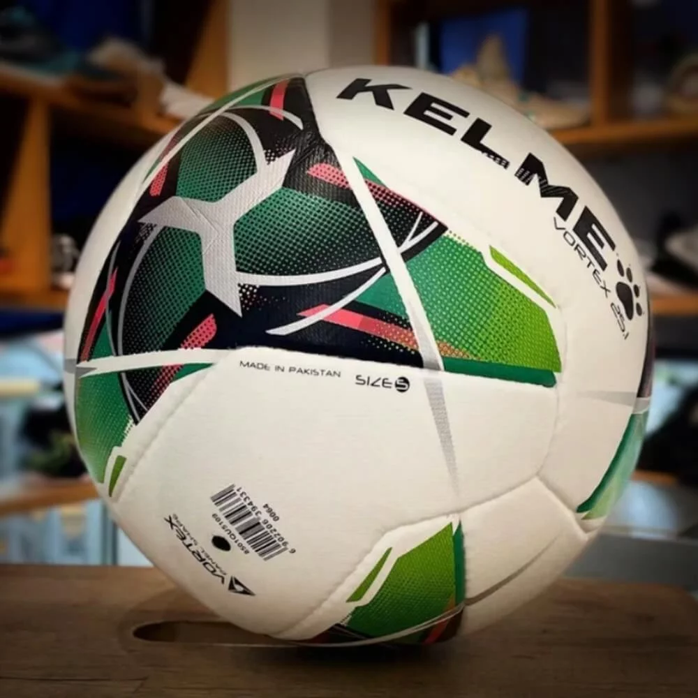 Футбольный мяч KELME Vortex 25.1 размер 5
