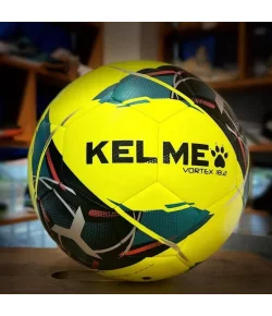 Футбольный мяч KELME Vortex 18.2 (32 Панели) размер 4