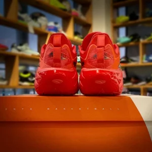 Баскетбольные кроссовки ANTA SHOCK WAVE 7.0