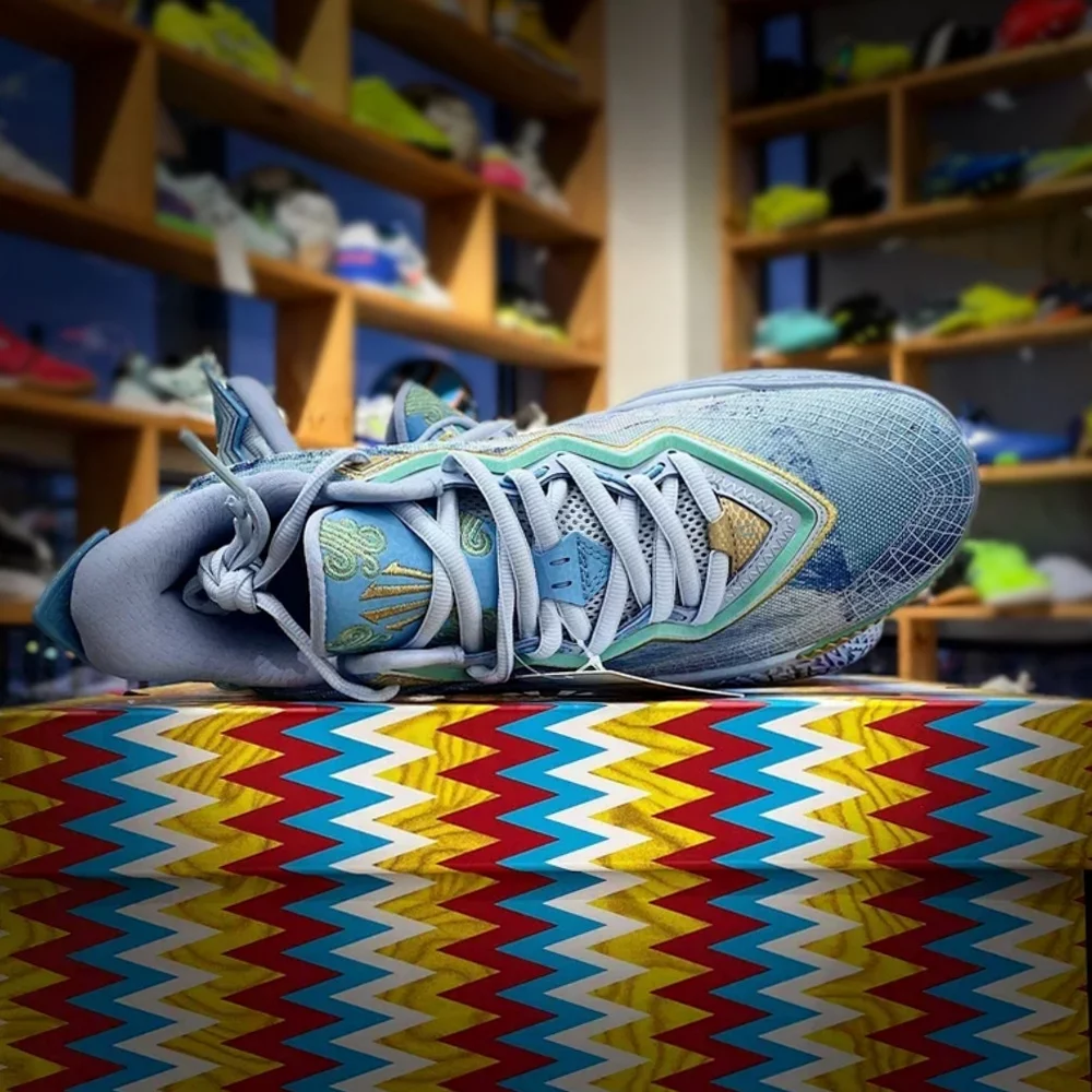 Баскетбольные кроссовки Kyrie Irving x ANTA KAI 2 'KLAY'