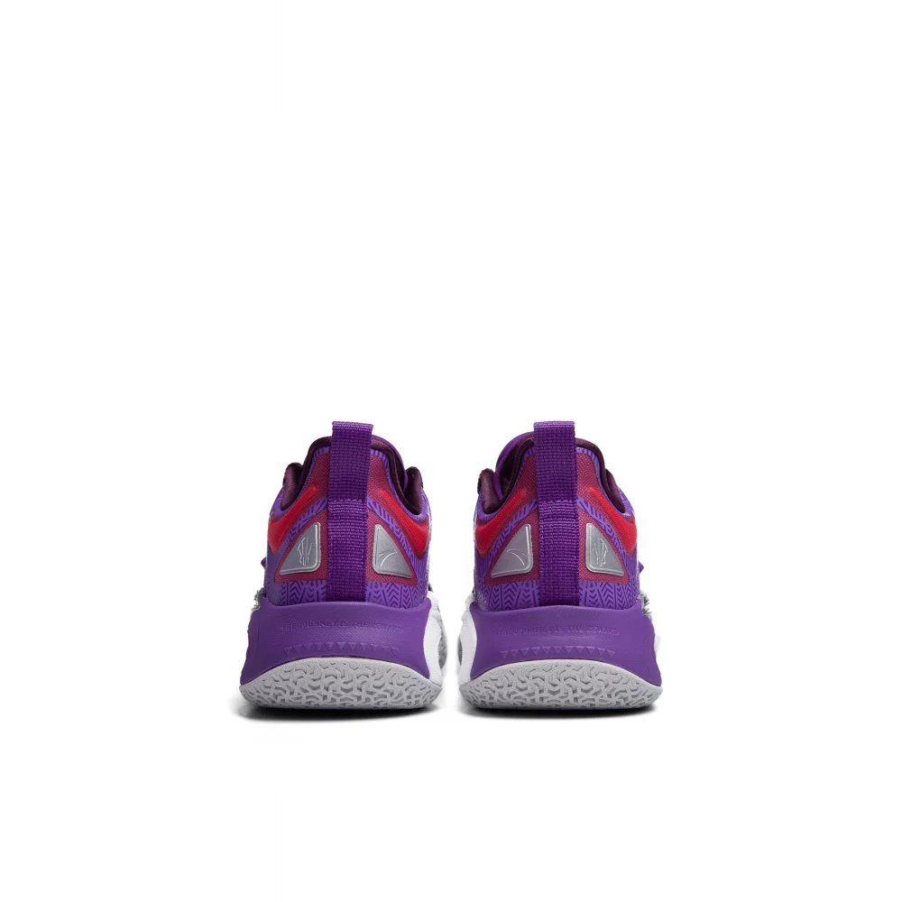 Баскетбольные кроссовки Kyrie Irving x ANTA KAI 1 'Moon'