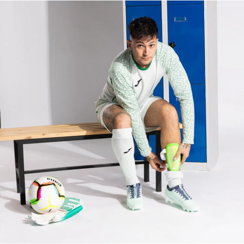 Футбольные щитки Joma Attack fluorescent green